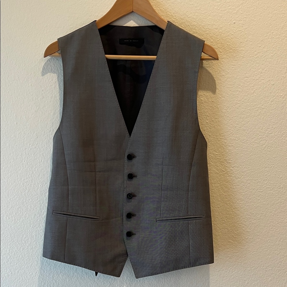 Vintage grey vest